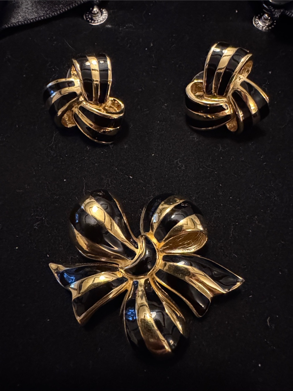 Vintage Joan Rivers Gold and Black Ribbon Bow Brooch with Matching Earrings